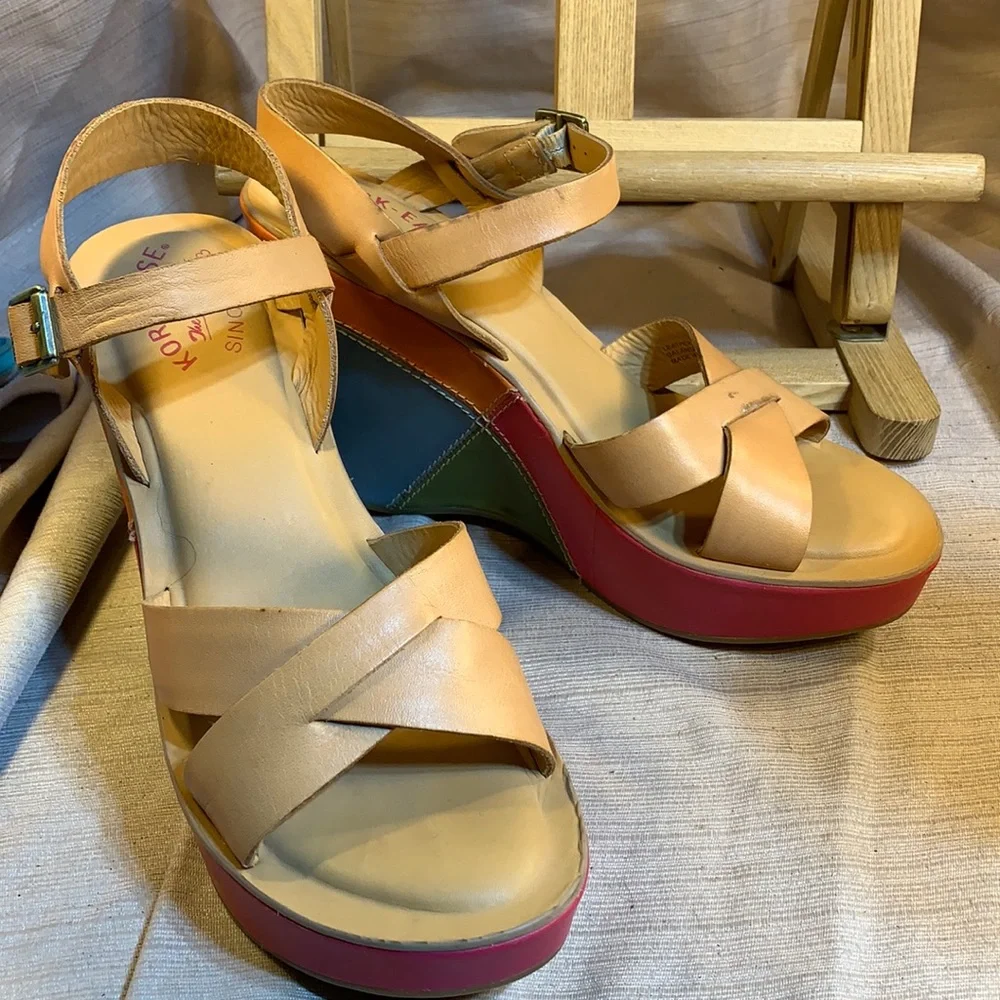 NWOT Kork-Ease leather color block wedges fun!